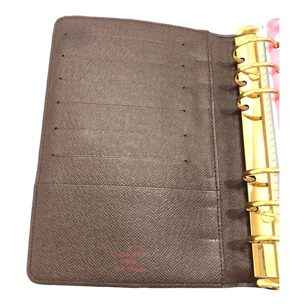 Louis Vuitton Damier MM Authentic Agenda Cover — Pre-filled! 👀 - Picture 7 of 15